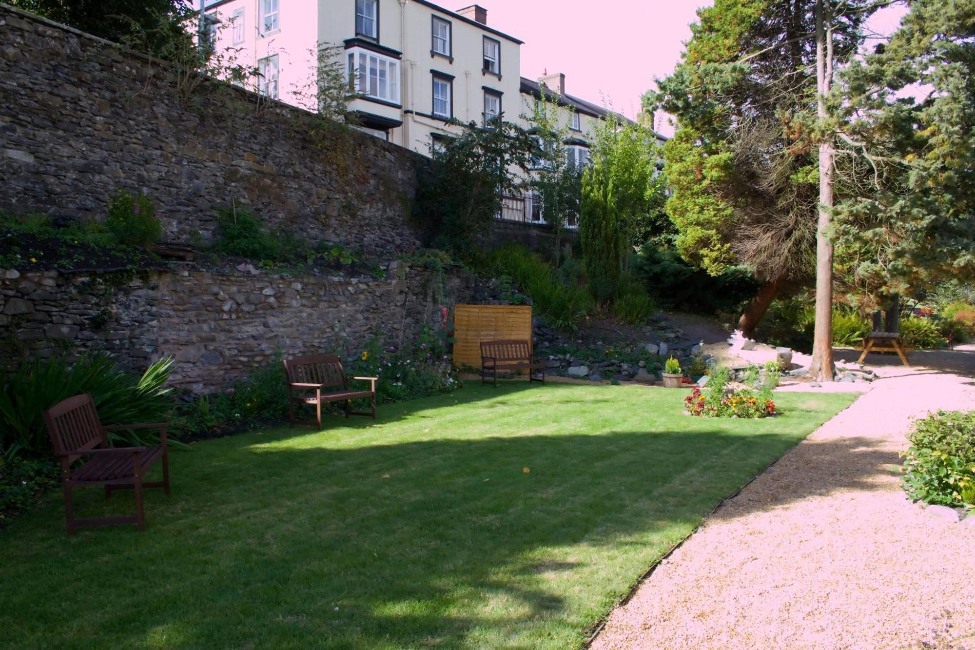The Hand Hotel Llangollen Exterior foto